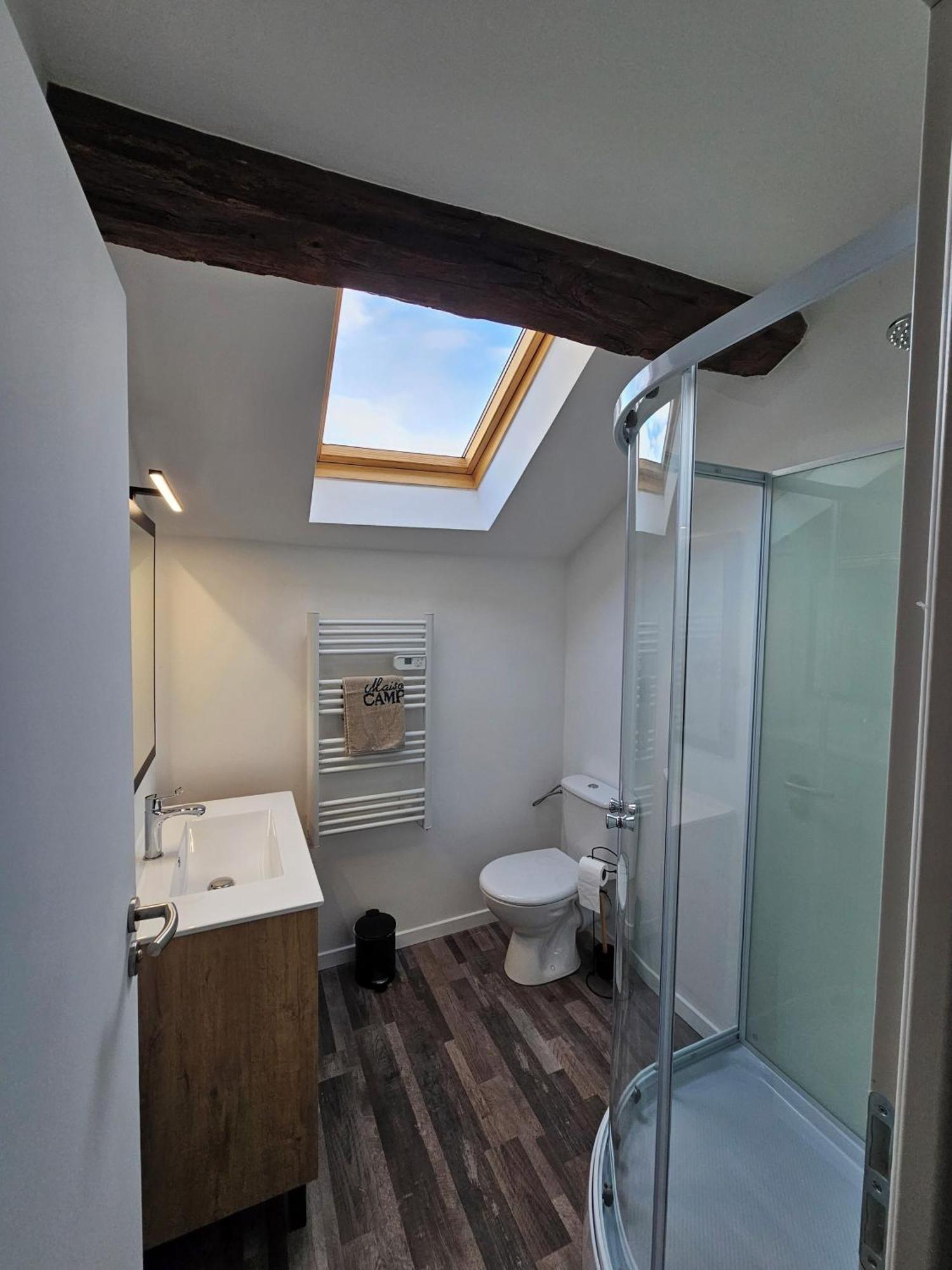 Joli Appartement Mansarde ドシーズ エクステリア 写真